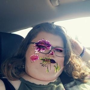 Meet your Posher, Adriana